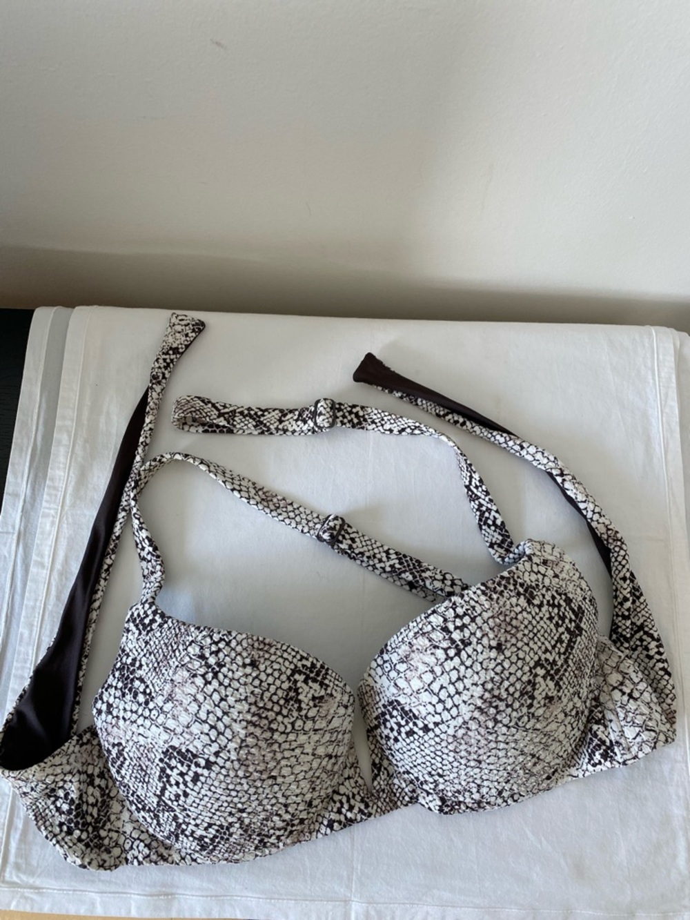 Calzedonia Cobey Snake print Bikini top Sz L